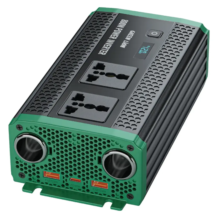 اینورتر خودرو Green Lion GC-350 با توان ۸۰۰ وات، خروجی ۲۲۰ ولت، دو پریز AC، USB-A با QC و USB-C با PD 30W؛ مناسب سفر و ش